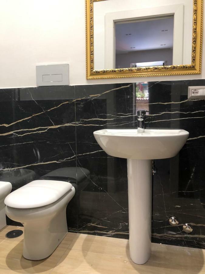 Nsh Apparthotel, Napoli Centro Zewnętrze zdjęcie